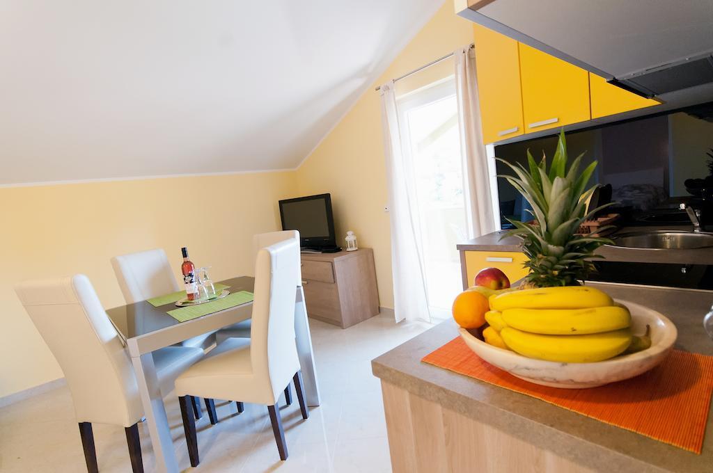 Apartments Mirjana Zadar Quarto foto